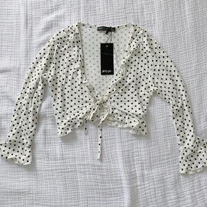 Women's Nasty Gal Polka Dot Ruffle Tie Front Crop Top
